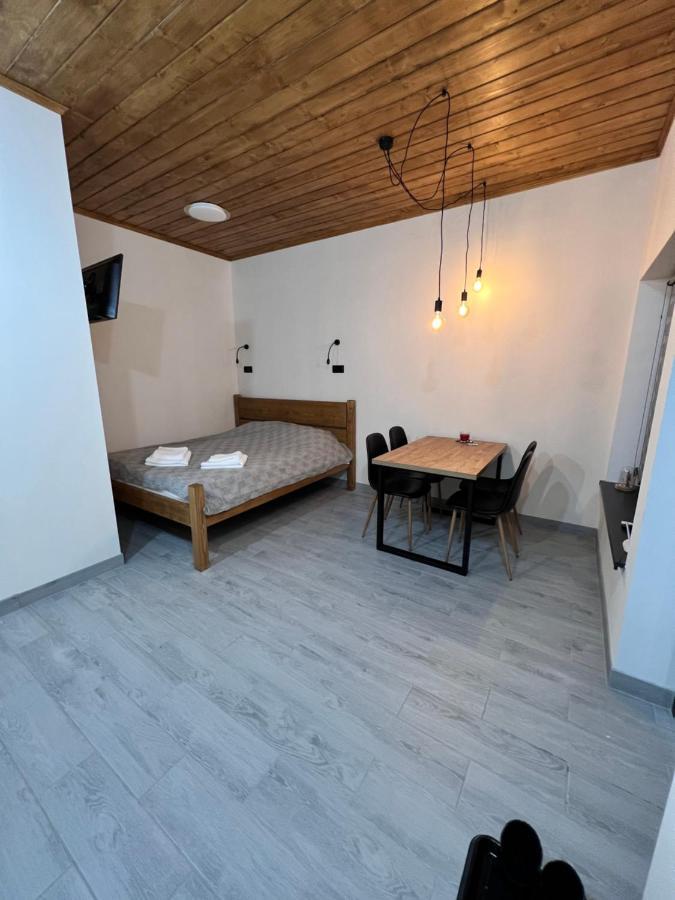 Твоє Сколе Apartment ภายนอก รูปภาพ