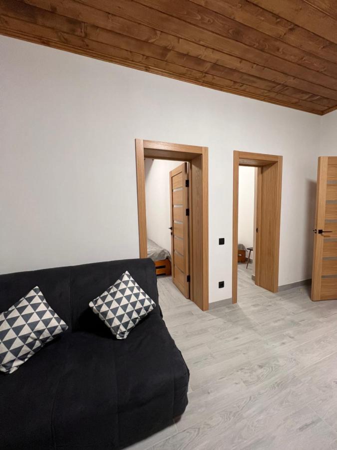 Твоє Сколе Apartment ภายนอก รูปภาพ
