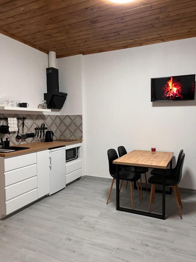 Твоє Сколе Apartment ภายนอก รูปภาพ